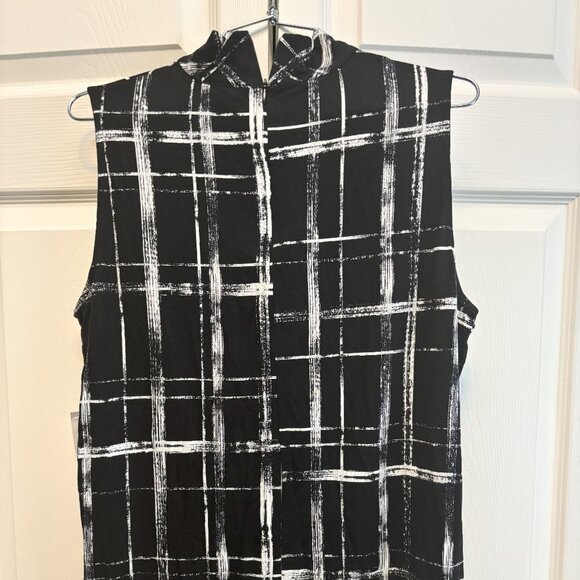Chico's Tops - NWT Chico's size 2 Tank Top.  Discount Shipping